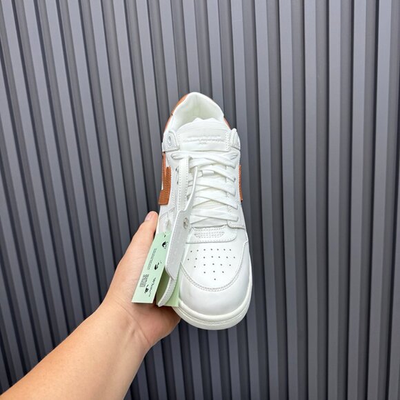 Off-White Sneakers - Picture 9 of 9